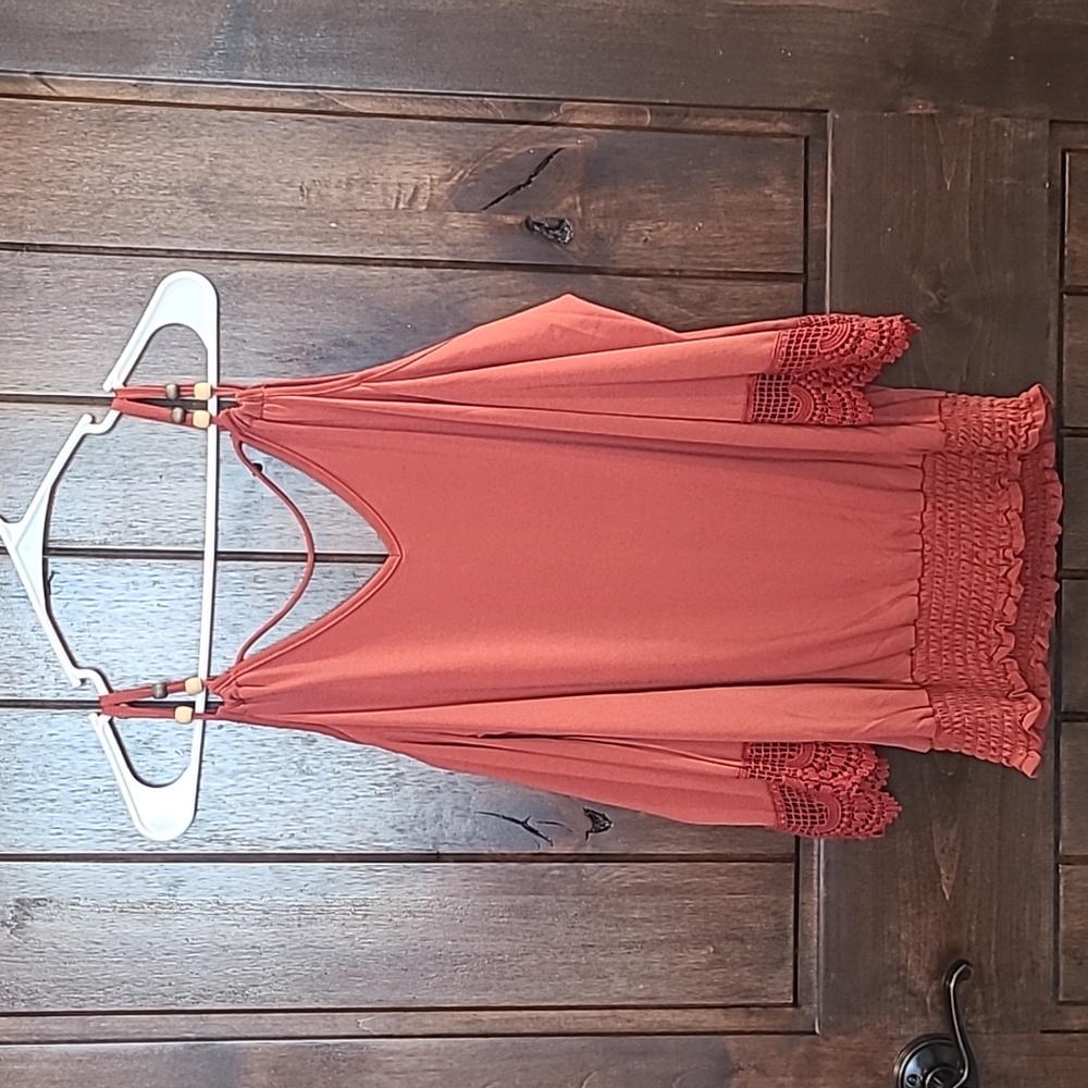 Size Small DayTrip Off the shoulder lace shirt
